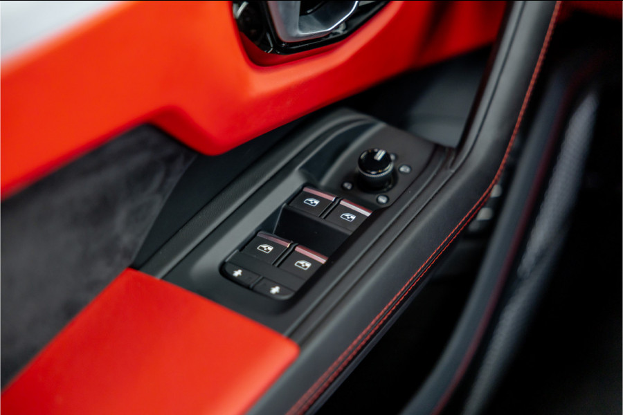 Lamborghini Urus 4.0 V8 | CT Carbon Widebody | Pano | B&O 3D | Stoelkoeling