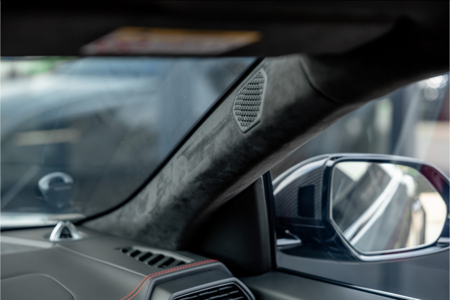 Lamborghini Urus 4.0 V8 | CT Carbon Widebody | Pano | B&O 3D | Stoelkoeling