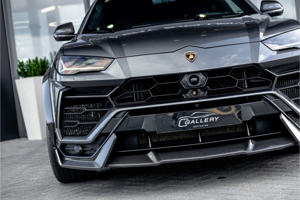 Lamborghini Urus 4.0 V8 | CT Carbon Widebody | Pano | B&O 3D | Stoelkoeling