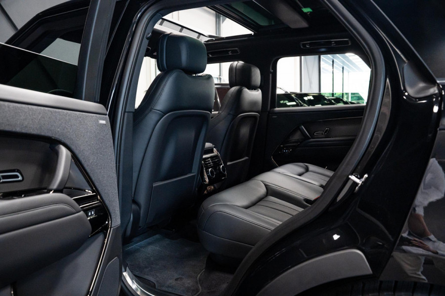 Land Rover Range Rover Sport 3.0 P460e Dynamic HSE PHEV *Panorama / Meridian 3D / Stoelventilatie + memory / HUD / Soft-Close / Surround-view*