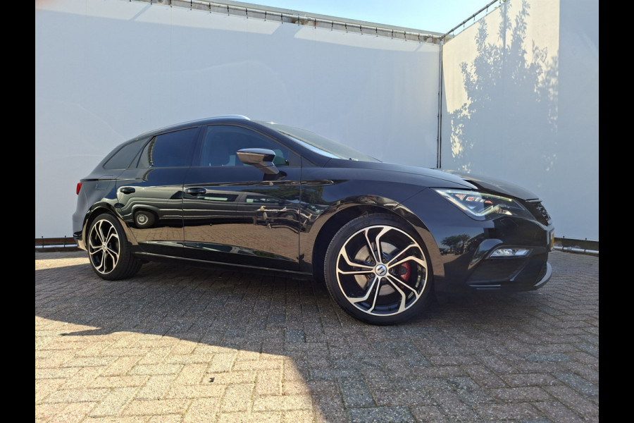 Seat Leon ST 1.5 TSI FR 150pk Carplay Camera Stoelverw. Business Intense