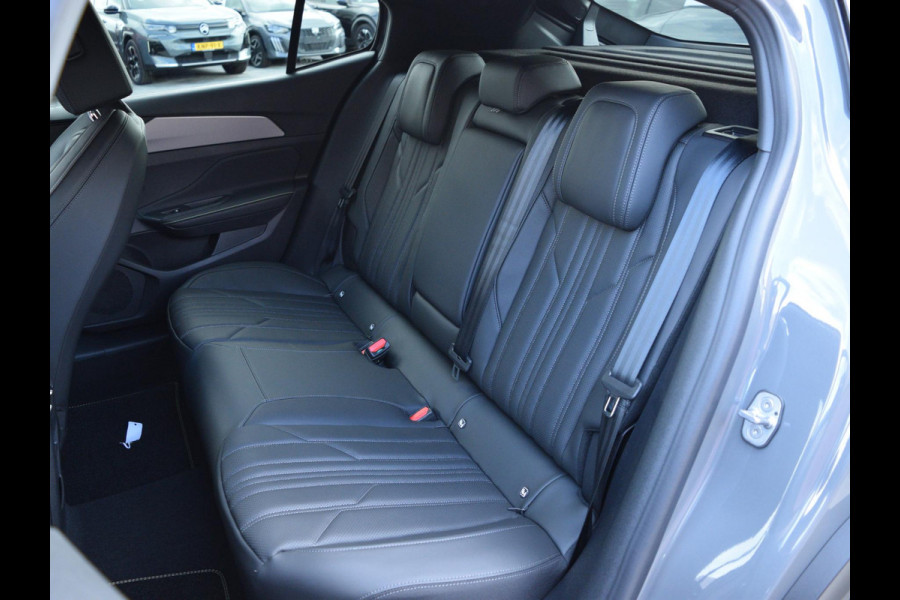 Peugeot 408 1.2 GT Exclusive Hybrid 145 UIT VOORRAAD LEVERBAAR