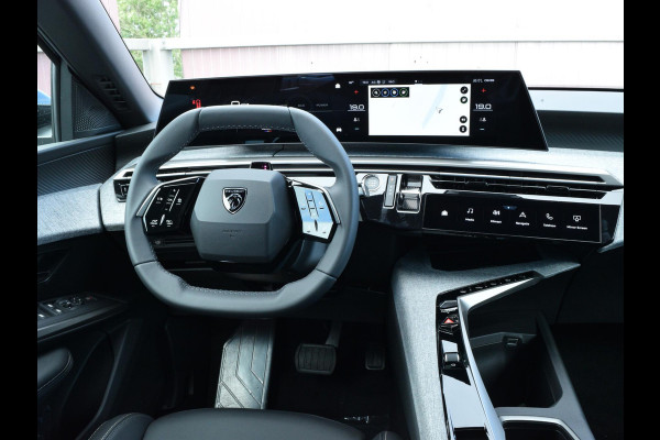 Peugeot E-5008 Allure Long Range 97 kWh 7p UIT VOORRAAD LEVERBAAR