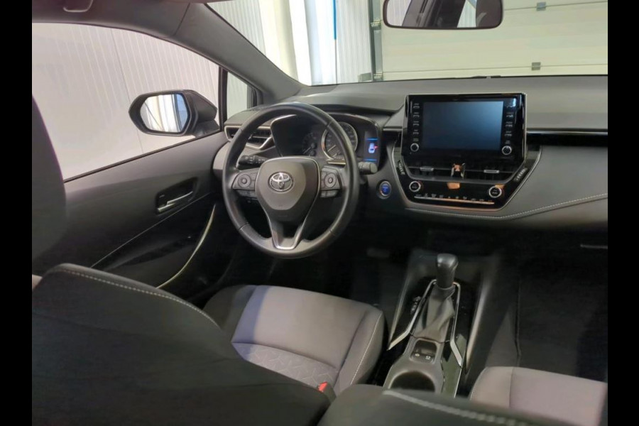 Toyota Corolla Touring Sports 1.8 Hybrid Business / Pdc+Camera / Radio multimedia / Airco-ecc. / Apk 09-2027