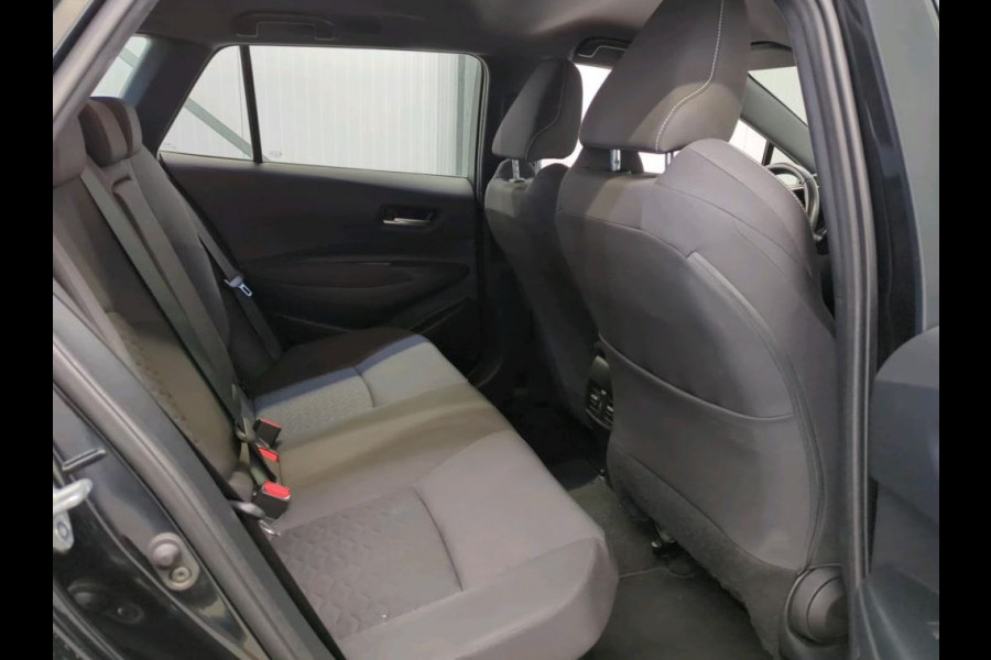 Toyota Corolla Touring Sports 1.8 Hybrid Business / Pdc+Camera / Radio multimedia / Airco-ecc. / Apk 09-2027