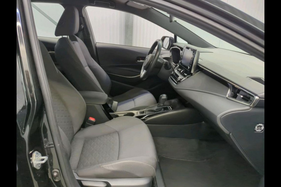 Toyota Corolla Touring Sports 1.8 Hybrid Business / Pdc+Camera / Radio multimedia / Airco-ecc. / Apk 09-2027