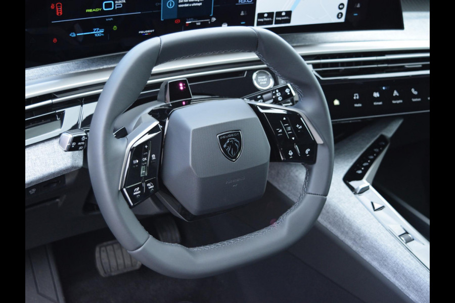 Peugeot 5008 1.6 Plug-in Hybrid 225 Allure 7p UIT VOORRAAD LEVERBAAR