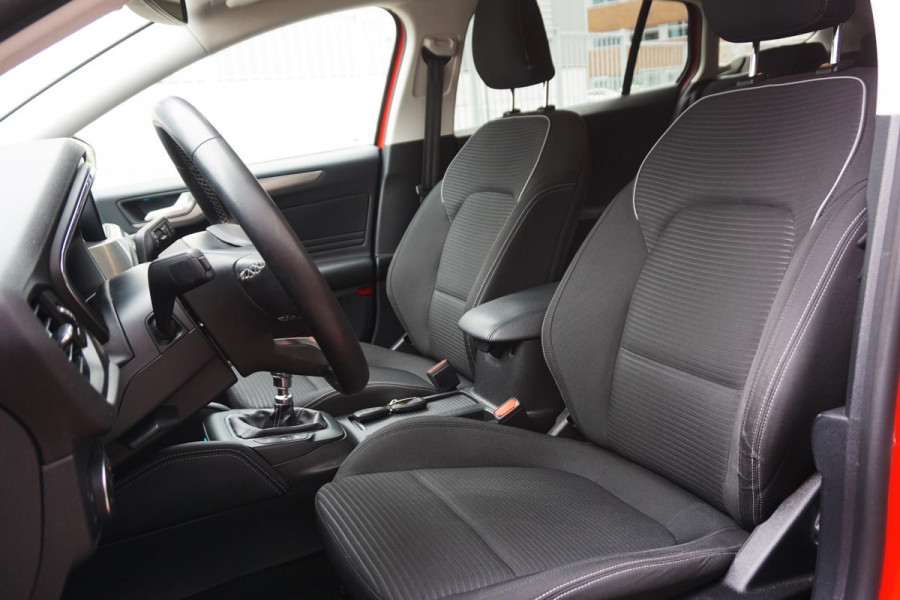 Ford FOCUS Wagon 1.0 125PK EcoB. Hybrid Titanium X Business + Technology Pakket