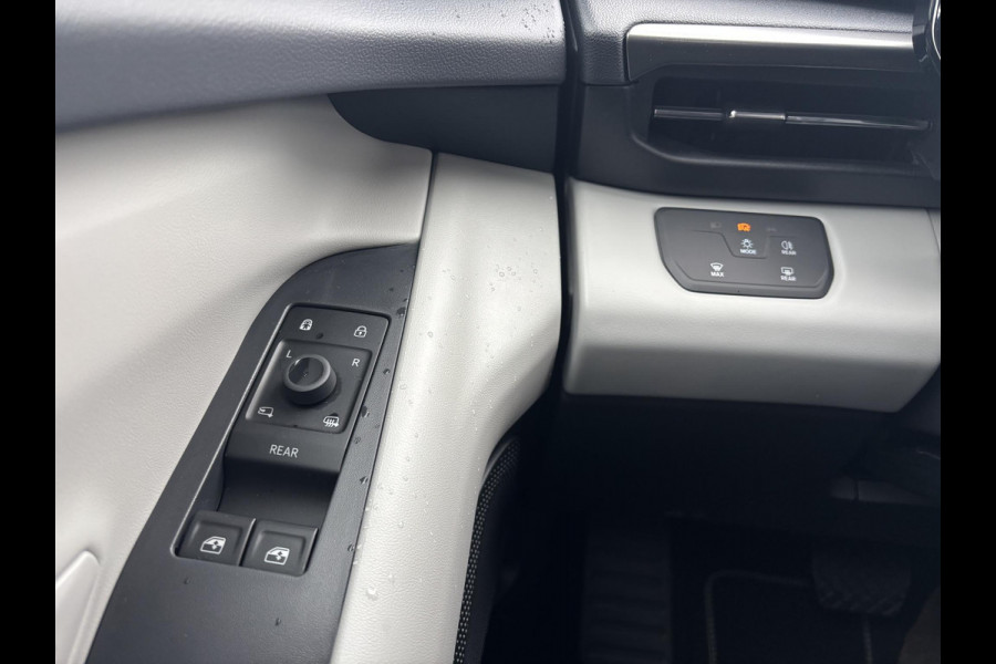 Ford Capri Select Extended Range RWD 77 kWh Navigatie | Achteruitrijcamera | Winterpack | Comfort pack 1 | Massage Stoel | Achteruitrijcamera