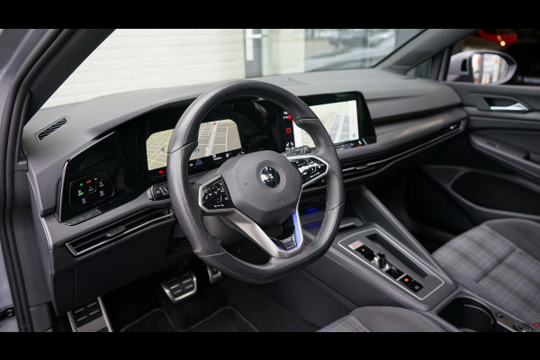 Volkswagen Golf 8 VIII GTE AUTOMAAT|ACC|AMBIANCE|CAMERA|CARPLAY|IQ LIGHT|KEYLESS|MODE|PANORAMA|TREKHAAK