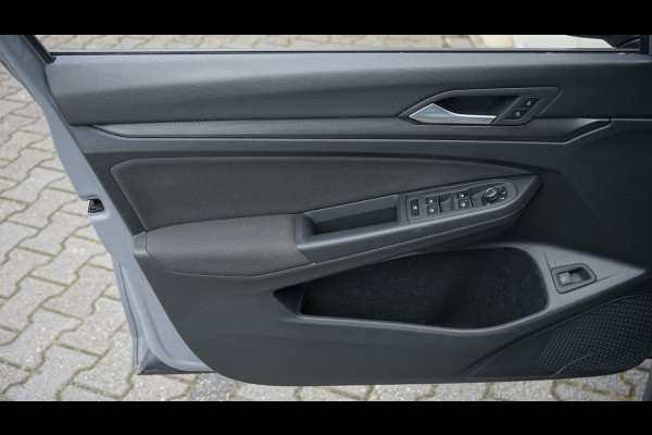 Volkswagen Golf 8 VIII GTE AUTOMAAT|ACC|AMBIANCE|CAMERA|CARPLAY|IQ LIGHT|KEYLESS|MODE|PANORAMA|TREKHAAK