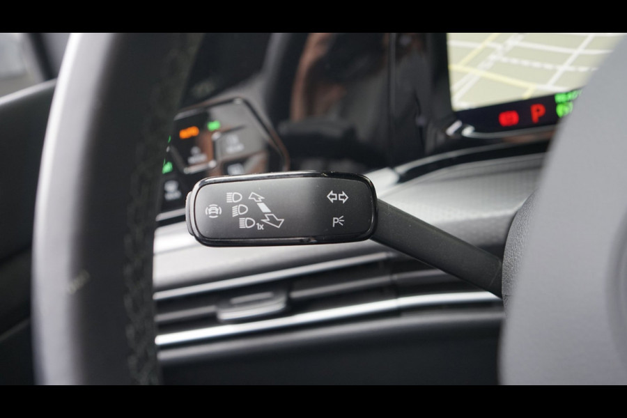Volkswagen Golf 8 VIII GTE AUTOMAAT|ACC|AMBIANCE|CAMERA|CARPLAY|IQ LIGHT|KEYLESS|MODE|PANORAMA|TREKHAAK