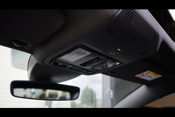 Volkswagen Golf 8 VIII GTE AUTOMAAT|ACC|AMBIANCE|CAMERA|CARPLAY|IQ LIGHT|KEYLESS|MODE|PANORAMA|TREKHAAK