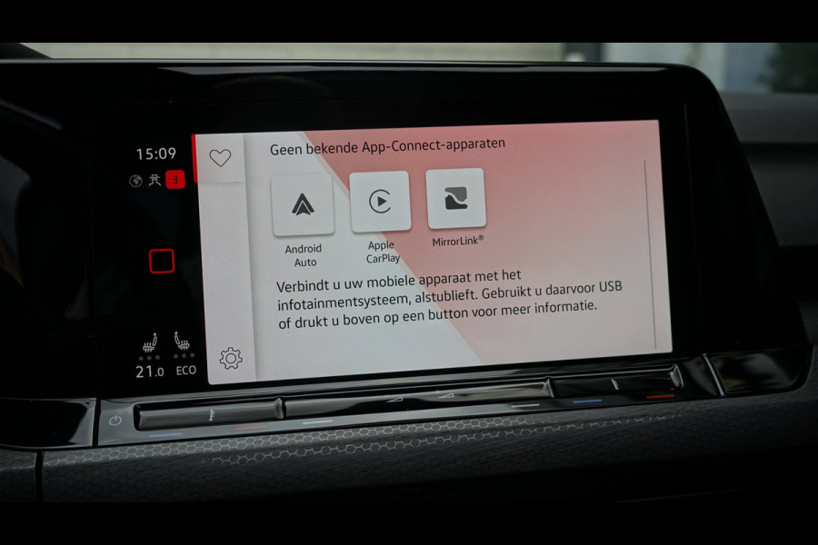 Volkswagen Golf 8 VIII GTE AUTOMAAT|ACC|AMBIANCE|CAMERA|CARPLAY|IQ LIGHT|KEYLESS|MODE|PANORAMA|TREKHAAK