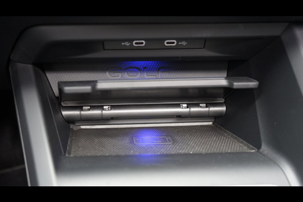 Volkswagen Golf 8 VIII GTE AUTOMAAT|ACC|AMBIANCE|CAMERA|CARPLAY|IQ LIGHT|KEYLESS|MODE|PANORAMA|TREKHAAK