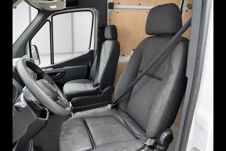 Mercedes-Benz Sprinter 317 CDI L3H3 RWD Automaat Airco Cruise Control Navigatie 2 Zits