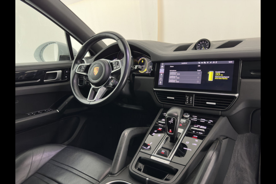 Porsche Cayenne Coupé 3.0 E-Hybrid (Plug-in) {SoH-100%} Aut. *PANO | SPORT-CHRONO | LEATHER | BOSE-AUDIO | FULL-LED | TOPVIEW | AIRSUSPENSION | DIGI-COCKPIT | HEATED-SPORTSEATS | DAB | NAVI-FULLMAP | PRIVACY-GLASS | SHIFTPADDLES | HEAD-UP | 21"ALU
