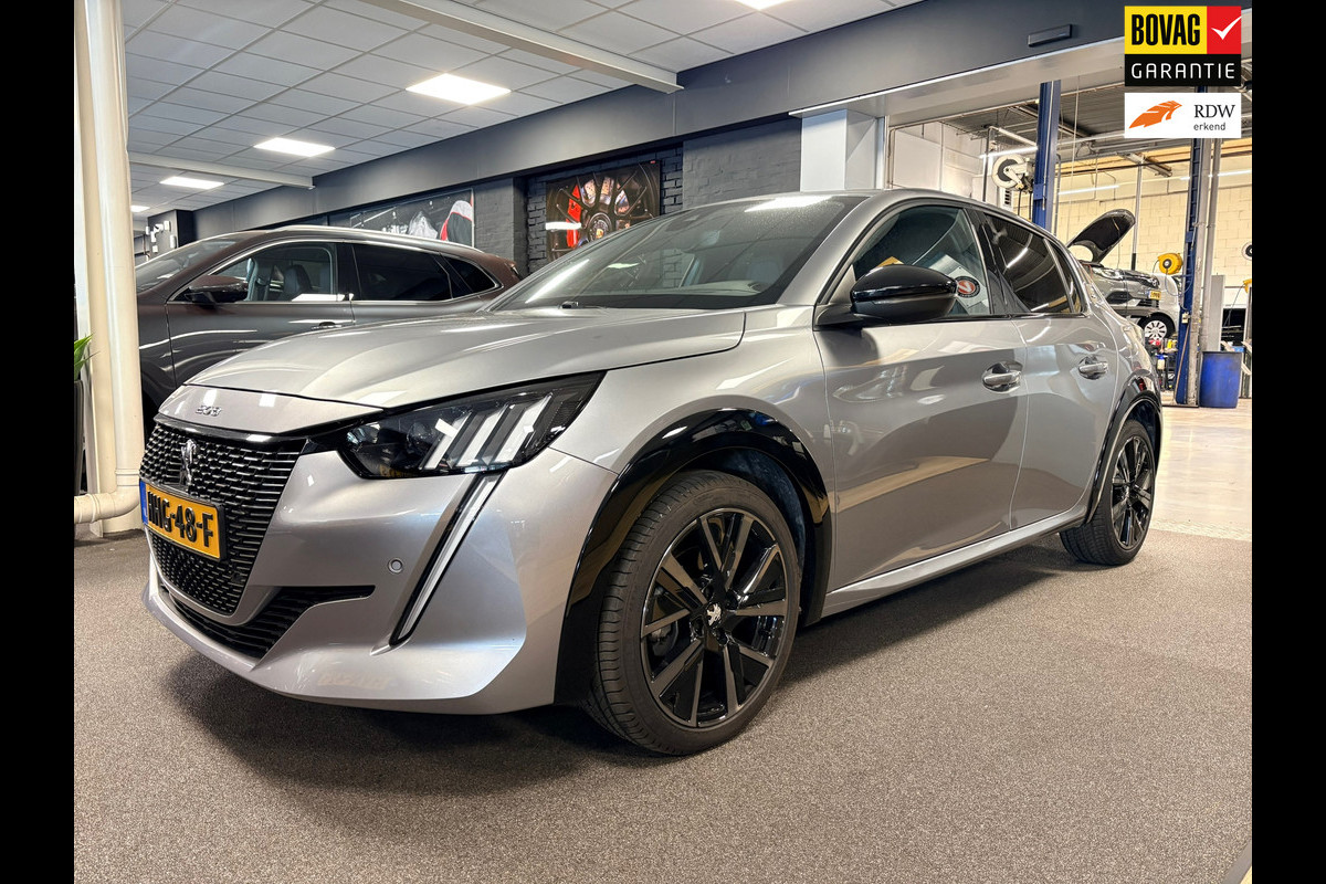 Peugeot 208 1.2 GT 101pk / Camera / PDC / Full Led / Cruise control / 17inch