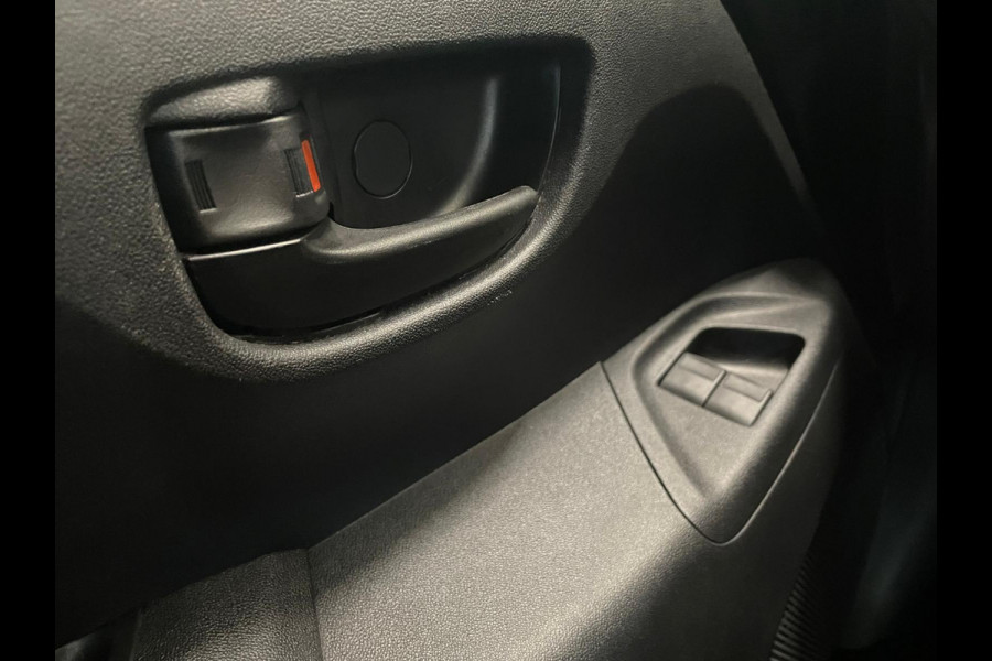 Citroën C1 1.0 VTi Feel Airco Navigatie Apple Carplay Android Auto Achteruitrij camera Leder Multifunctioneel stuurwiel