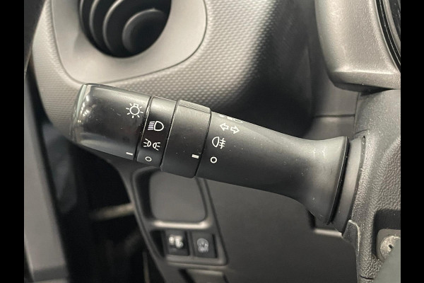 Citroën C1 1.0 VTi Feel Airco Navigatie Apple Carplay Android Auto Achteruitrij camera Leder Multifunctioneel stuurwiel