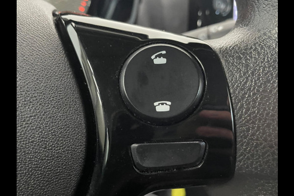 Citroën C1 1.0 VTi Feel Airco Navigatie Apple Carplay Android Auto Achteruitrij camera Leder Multifunctioneel stuurwiel