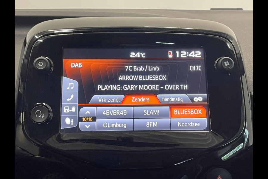 Citroën C1 1.0 VTi Feel Airco Navigatie Apple Carplay Android Auto Achteruitrij camera Leder Multifunctioneel stuurwiel