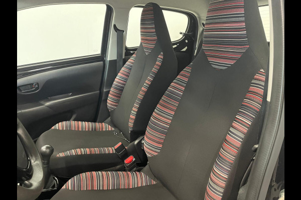 Citroën C1 1.0 VTi Feel Airco Navigatie Apple Carplay Android Auto Achteruitrij camera Leder Multifunctioneel stuurwiel