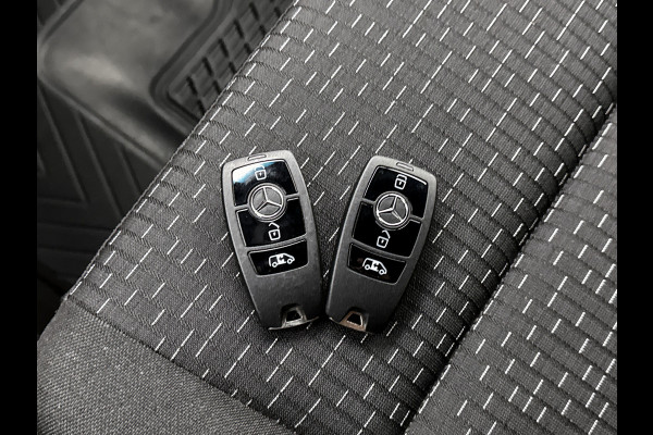Mercedes-Benz Sprinter 317 CDI L3H2 Navigatie Elektrische schuifdeur Adaptieve cruise control LED Achteruitrijcamera Betimmering