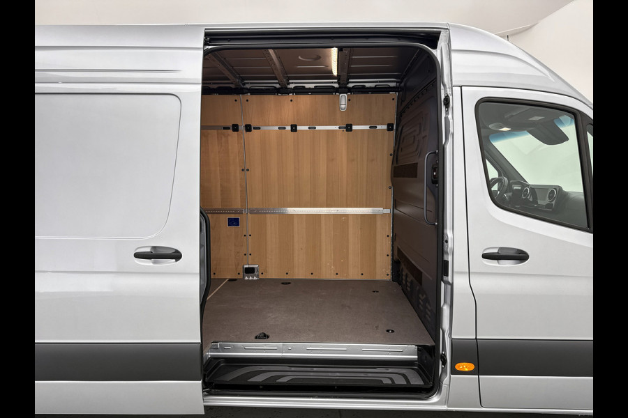 Mercedes-Benz Sprinter 317 CDI L3H2 Navigatie Elektrische schuifdeur Adaptieve cruise control LED Achteruitrijcamera Betimmering