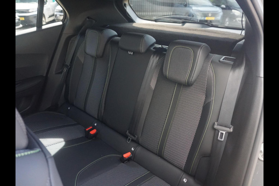 Peugeot e-2008 EV GT Avantage 54 kWh Carplay