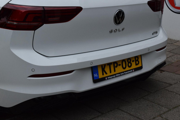 Volkswagen Golf 1.5 eTSI R-Line|Camera|Sfeer|Carplay|