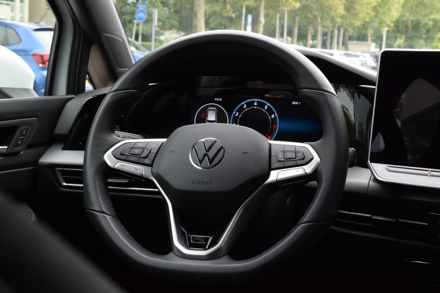 Volkswagen Golf 1.5 eTSI R-Line|Camera|Sfeer|Carplay|