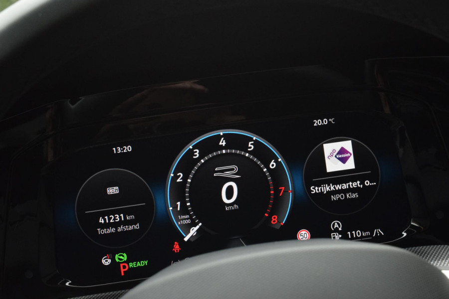 Volkswagen Golf 1.5 eTSI R-Line|Camera|Sfeer|Carplay|