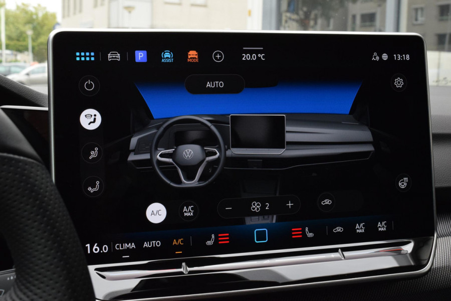 Volkswagen Golf 1.5 eTSI R-Line|Camera|Sfeer|Carplay|