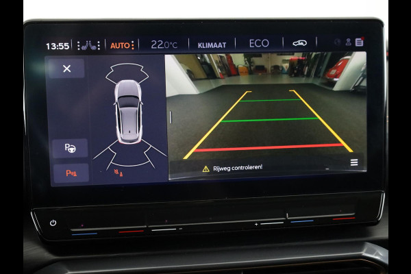 CUPRA Formentor 1.4 e-Hybrid VZ Performance 245 pk Automaat | Navigatie | Panoramadak | Parkeersensoren (Park assist) | Achteruitrijcamera | Elektr. bestuurdersstoel met geheugen | Autom. airco (3 zones) |