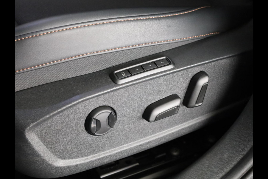 CUPRA Formentor 1.4 e-Hybrid VZ Performance 245 pk Automaat | Navigatie | Panoramadak | Parkeersensoren (Park assist) | Achteruitrijcamera | Elektr. bestuurdersstoel met geheugen | Autom. airco (3 zones) |
