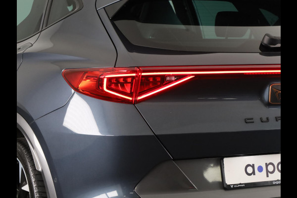 CUPRA Formentor 1.4 e-Hybrid VZ Performance 245 pk Automaat | Navigatie | Panoramadak | Parkeersensoren (Park assist) | Achteruitrijcamera | Elektr. bestuurdersstoel met geheugen | Autom. airco (3 zones) |