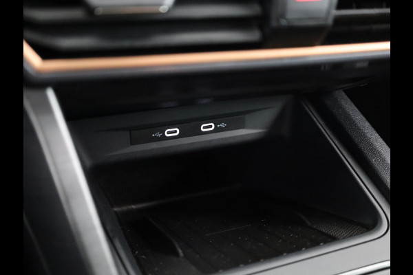 CUPRA Formentor 1.4 e-Hybrid VZ Performance 245 pk Automaat | Navigatie | Panoramadak | Parkeersensoren (Park assist) | Achteruitrijcamera | Elektr. bestuurdersstoel met geheugen | Autom. airco (3 zones) |