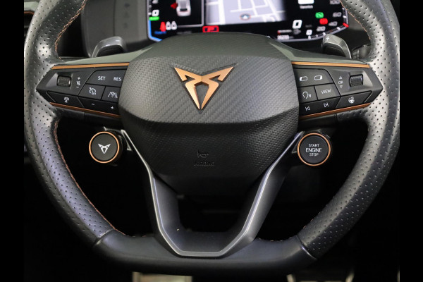 CUPRA Formentor 1.4 e-Hybrid VZ Performance 245 pk Automaat | Navigatie | Panoramadak | Parkeersensoren (Park assist) | Achteruitrijcamera | Elektr. bestuurdersstoel met geheugen | Autom. airco (3 zones) |