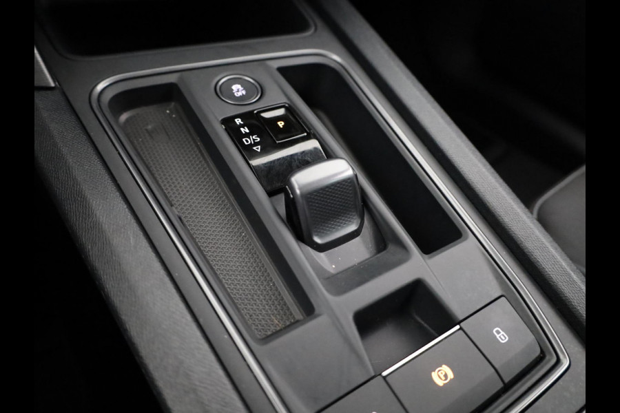 CUPRA Formentor 1.4 e-Hybrid VZ Performance 245 pk Automaat | Navigatie | Panoramadak | Parkeersensoren (Park assist) | Achteruitrijcamera | Elektr. bestuurdersstoel met geheugen | Autom. airco (3 zones) |