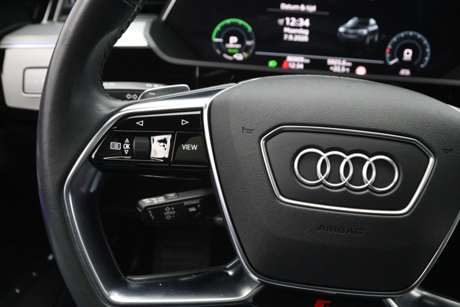 Audi e-tron e-tron 55 Quattro Advanced 95 kWh 408 PK, SOH 90 %, Panoramadak, Leder, S-Line Int, B&O Sound, 360 Camera