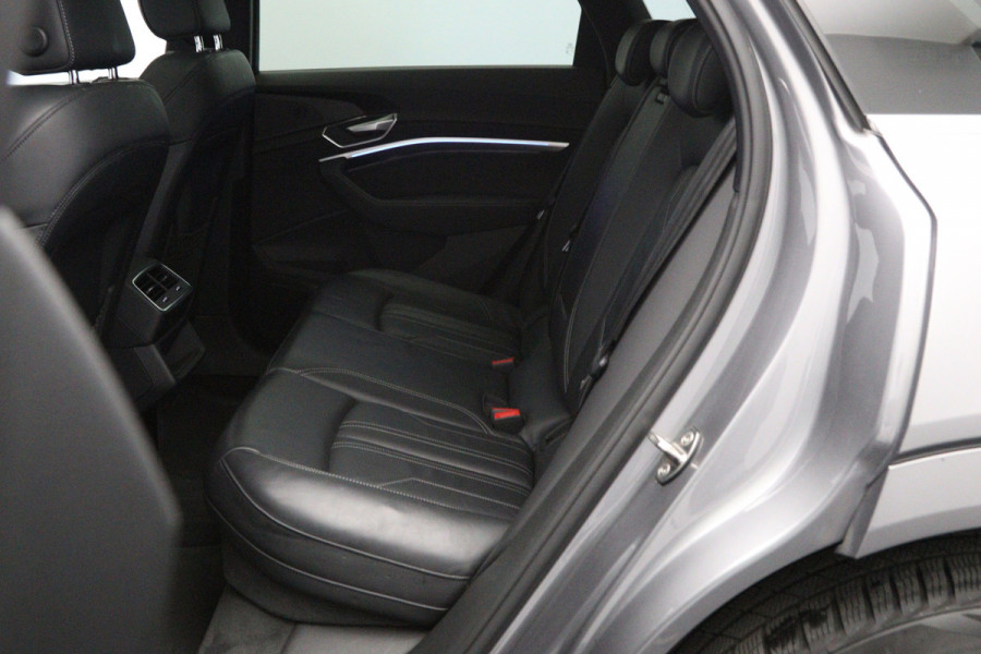 Audi e-tron e-tron 55 Quattro Advanced 95 kWh 408 PK, SOH 90 %, Panoramadak, Leder, S-Line Int, B&O Sound, 360 Camera