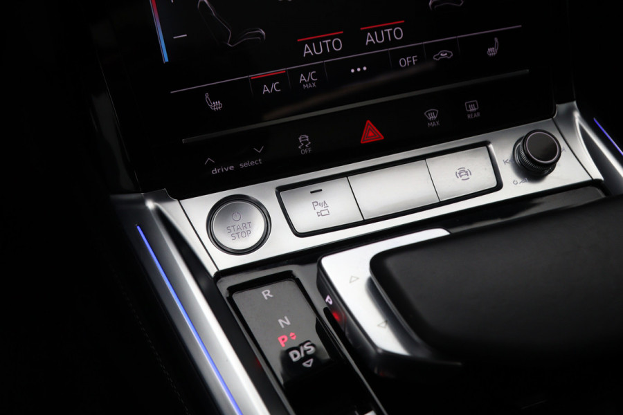 Audi e-tron e-tron 55 Quattro Advanced 95 kWh 408 PK, SOH 90 %, Panoramadak, Leder, S-Line Int, B&O Sound, 360 Camera