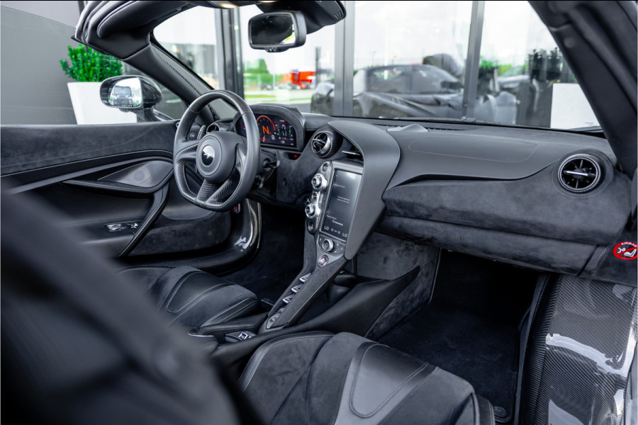 McLaren 720S Spider - N-Largo 1 of 15 4.0 V8 - Lift | B&W | Carbon | Alcantara