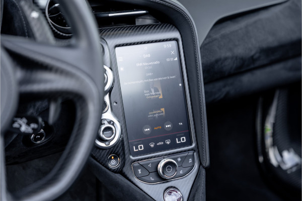 McLaren 720S Spider - N-Largo 1 of 15 4.0 V8 - Lift | B&W | Carbon | Alcantara