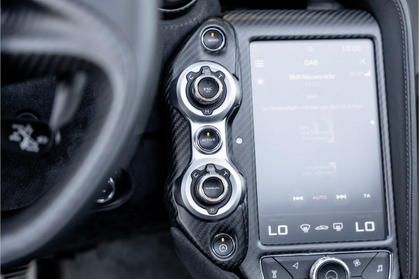 McLaren 720S Spider - N-Largo 1 of 15 4.0 V8 - Lift | B&W | Carbon | Alcantara