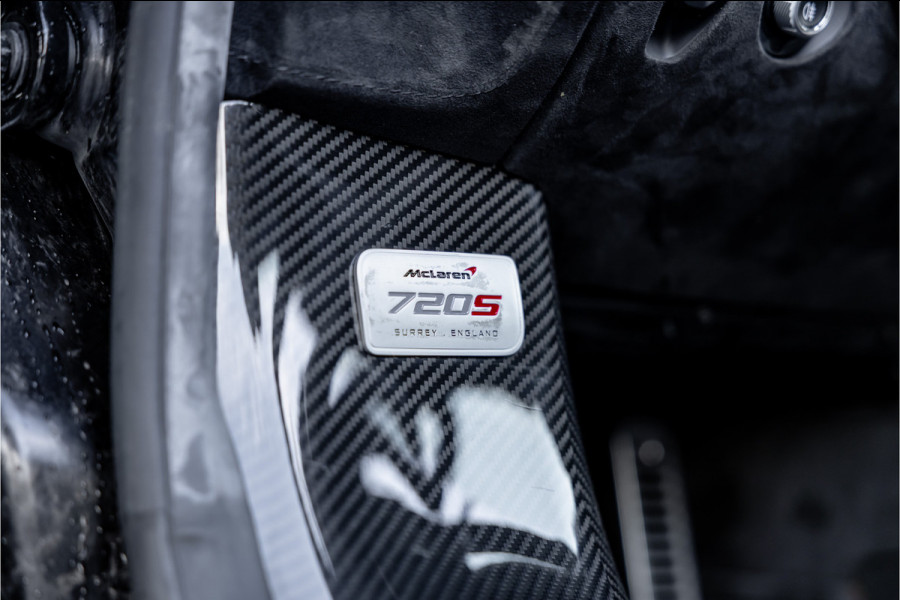 McLaren 720S Spider - N-Largo 1 of 15 4.0 V8 - Lift | B&W | Carbon | Alcantara
