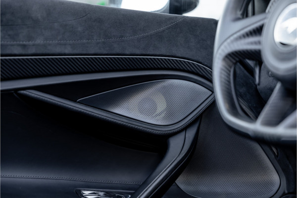 McLaren 720S Spider - N-Largo 1 of 15 4.0 V8 - Lift | B&W | Carbon | Alcantara