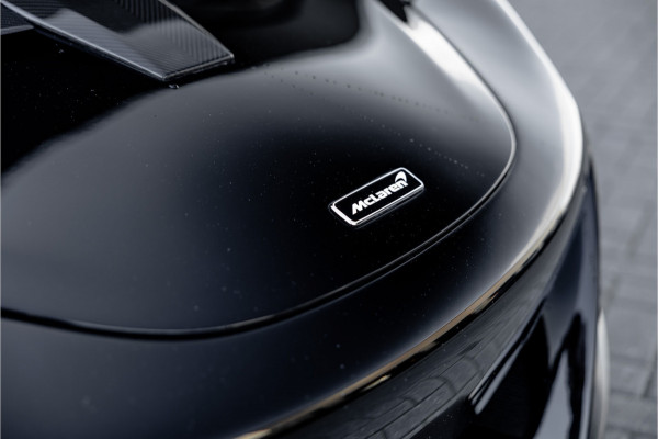 McLaren 720S Spider - N-Largo 1 of 15 4.0 V8 - Lift | B&W | Carbon | Alcantara
