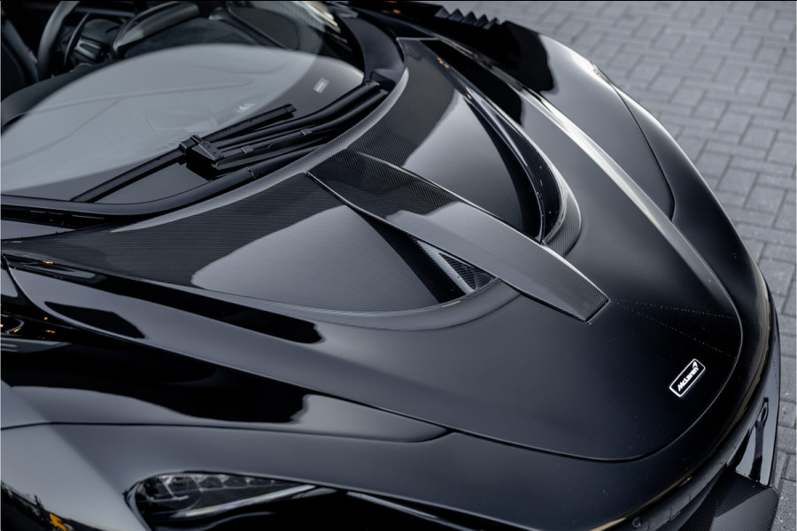 McLaren 720S Spider - N-Largo 1 of 15 4.0 V8 - Lift | B&W | Carbon | Alcantara